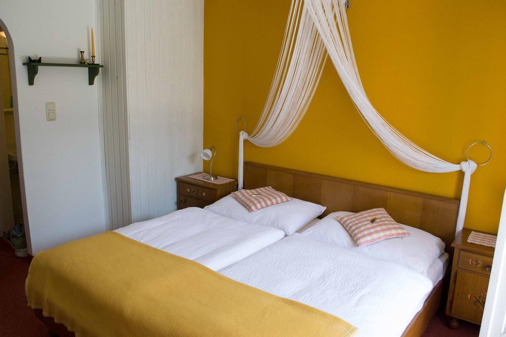 Pension Stissen Haus Am See Faak am See Phòng bức ảnh
